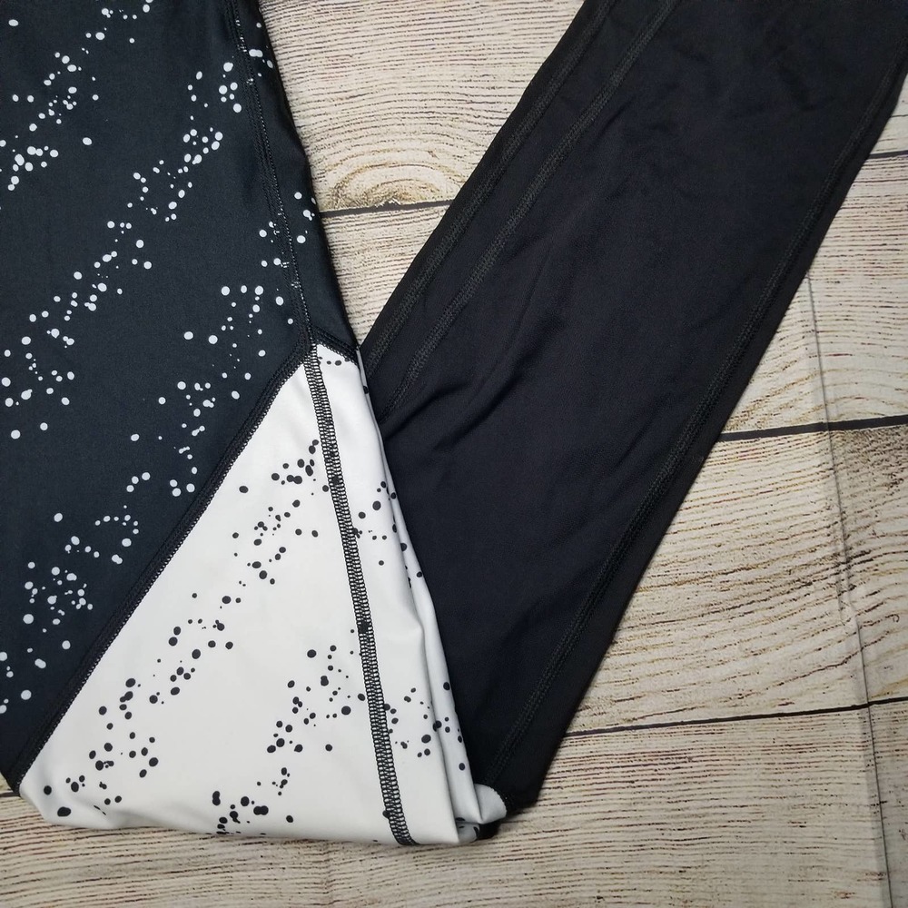 Fabletics Mid-Rise Mesh Powerhold Leggings - image 2